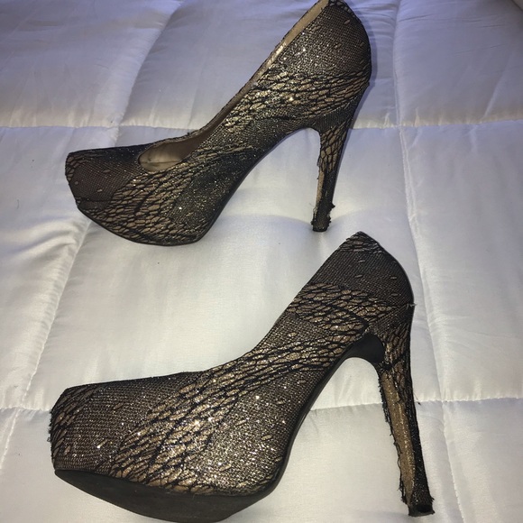 Beige Lace stiletto pumps - Picture 2 of 4